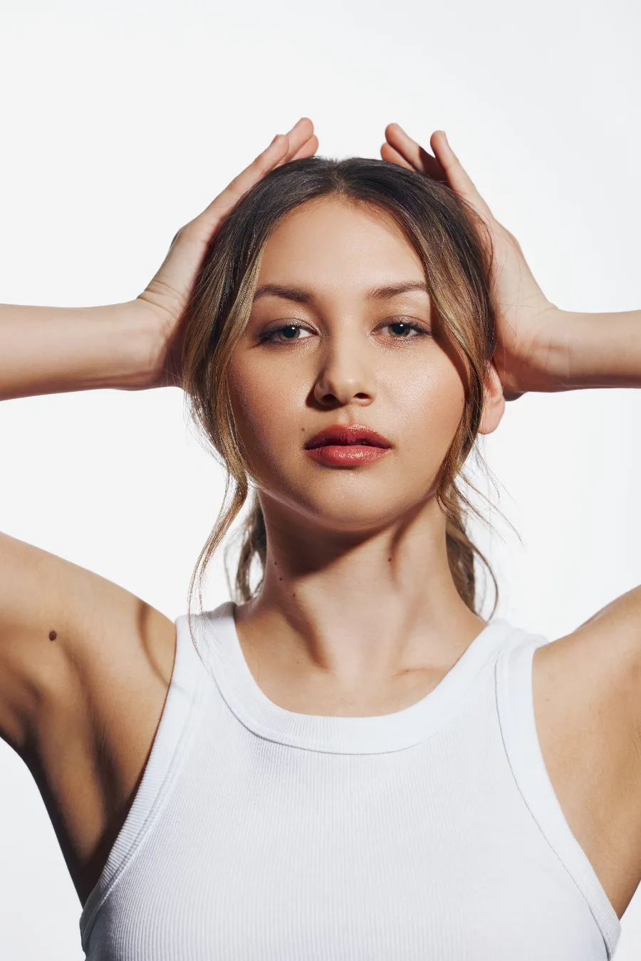 Editorial beauty makeup by Lovina Riahi
